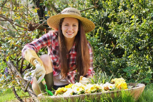 Hedge trimming and weed control for garden maintenance in Tokyngton